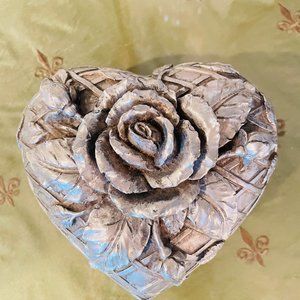 Silver Heart Jewelry/Trinket Box with Roses made of Resin 6x5.5x4.25